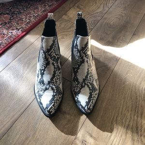 Steve Madden Booties